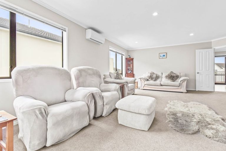 Photo of property in 7 The Rise, Gulf Harbour, Whangaparaoa, 0930