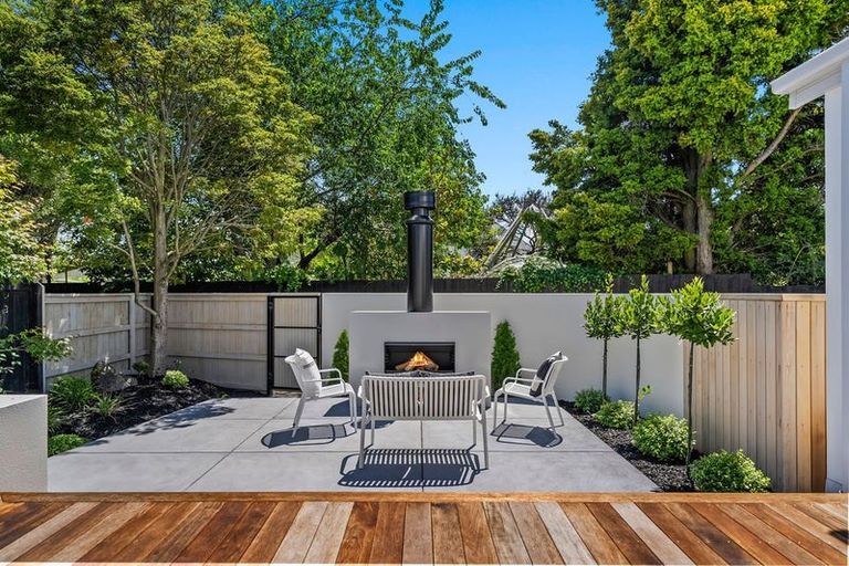 Photo of property in 20a Gordon Avenue, St Albans, Christchurch, 8014