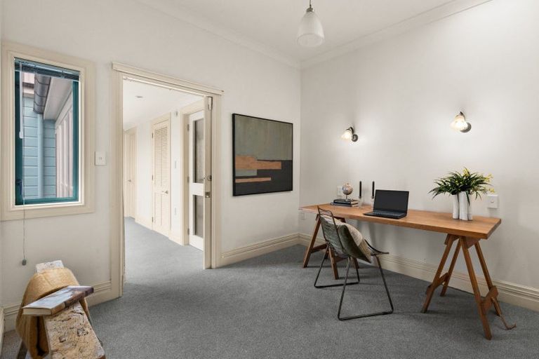 Photo of property in 201 Marine Parade, Napier South, Napier, 4110