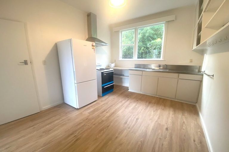 Photo of property in 1/11 Corunna Avenue, Newtown, Wellington, 6021