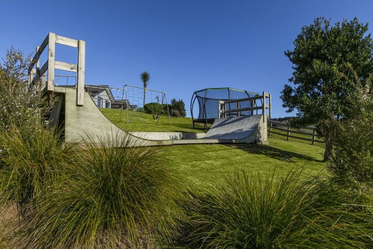 Photo of property in 252 Fletcher Road, Waimauku, 0881