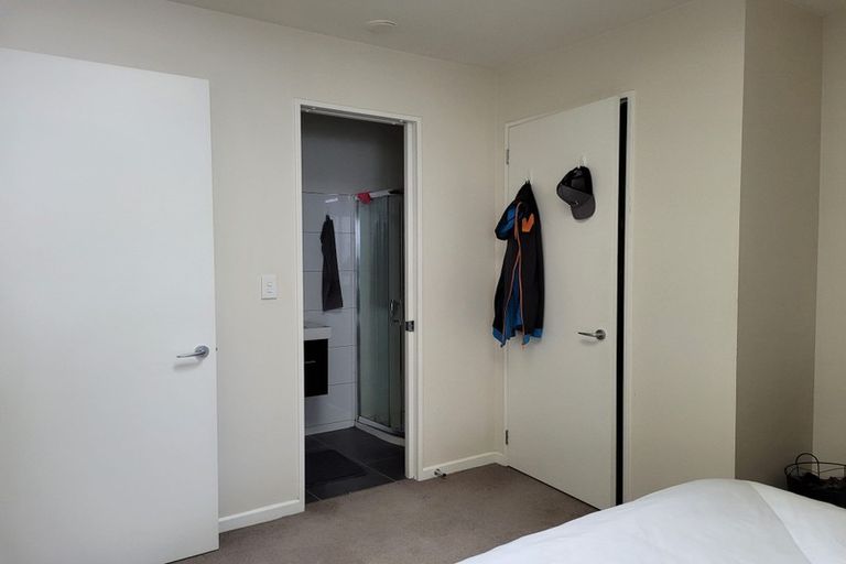 Photo of property in 25u1 Home Street, Mount Victoria, Wellington, 6011