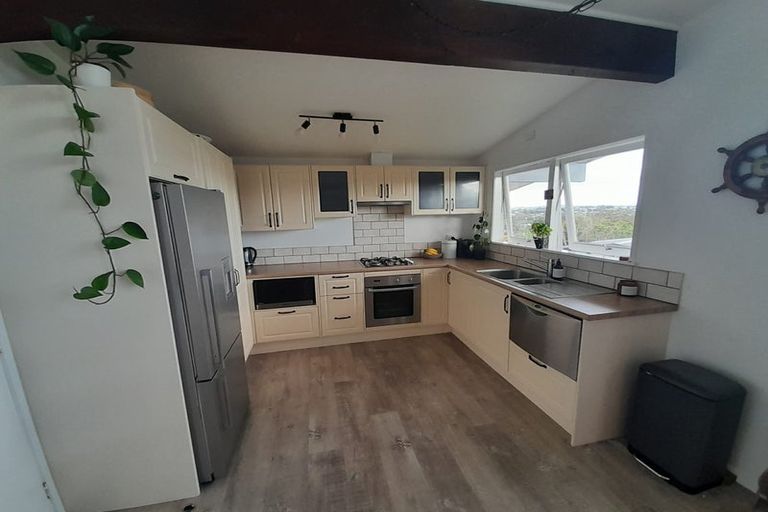 Photo of property in 18 Edge Street, Onerahi, Whangarei, 0110