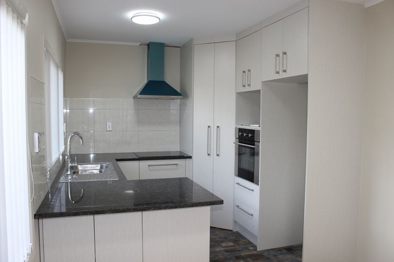 Photo of property in 20 Landon Avenue, Mangere East, Auckland, 2024