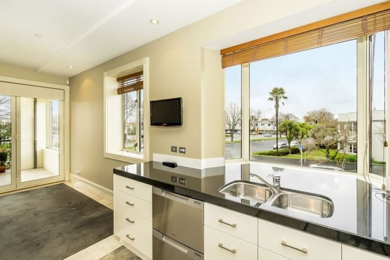 Photo of property in 12/142 Park Terrace, Christchurch Central, Christchurch, 8013