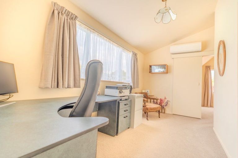 Photo of property in 20 Cromwell Drive, Fitzroy, Hamilton, 3206