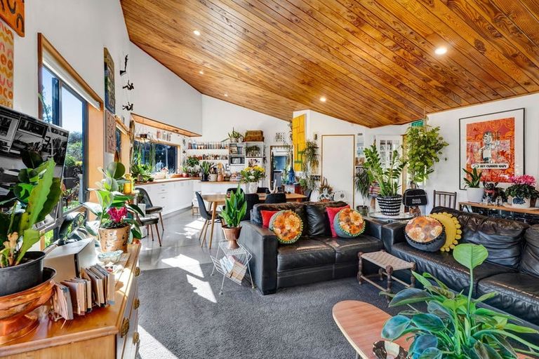 Photo of property in 45a Karina Road, Merrilands, New Plymouth, 4312