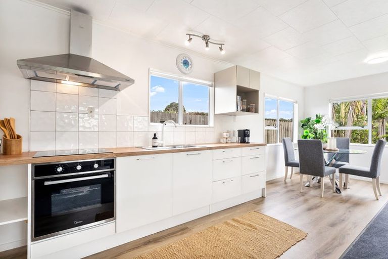 Photo of property in 22 Point Wells Road, Point Wells, Warkworth, 0986