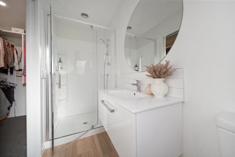 Photo of property in 64 Muster Road, Jacks Point, 9371