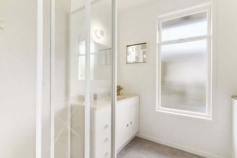 Photo of property in 29 Riverhills Avenue, Pakuranga Heights, Auckland, 2010