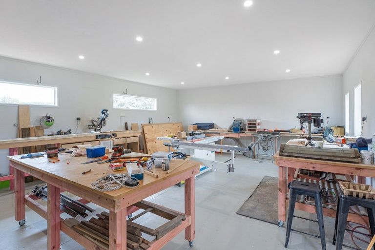 Photo of property in 10 Austin Drive, Whitianga, 3510