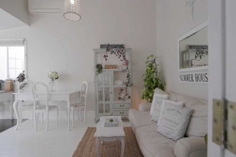 Photo of property in 32 Belt Road, Moturoa, New Plymouth, 4310