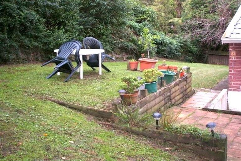 Photo of property in 3/6 Kororo Street, Northcote, Auckland, 0627