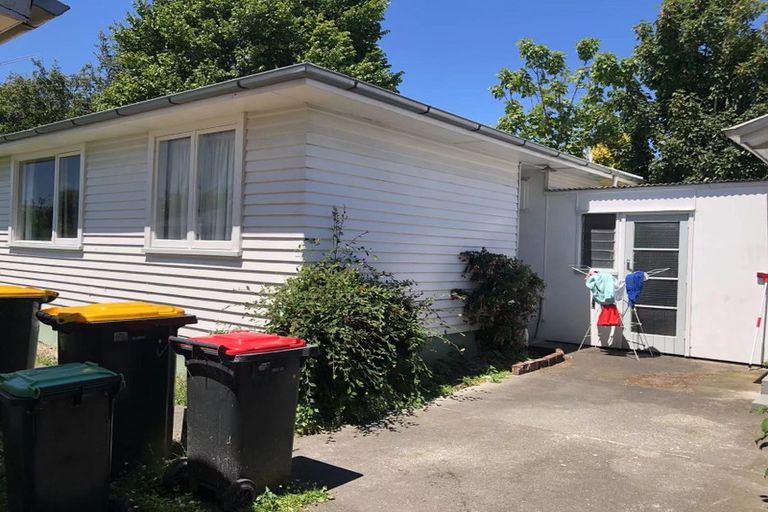 Photo of property in 106 Rattray Street, Riccarton, Christchurch, 8041