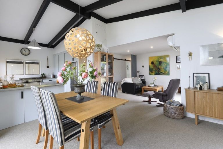 Photo of property in 17 Linklater Avenue, Bellevue, Tauranga, 3110