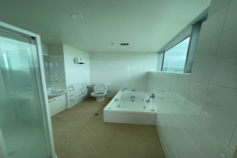 Photo of property in The Links, 378-382 Kapiti Road, Paraparaumu Beach, Paraparaumu, 5032