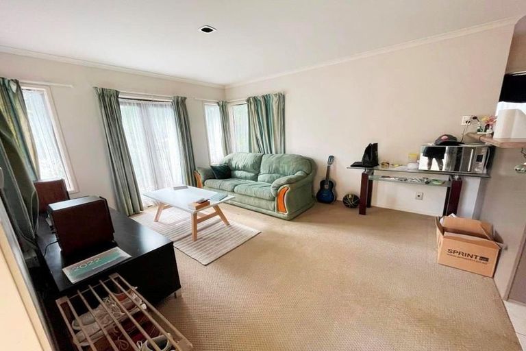 Photo of property in 34 Helen Ryburn Place, Torbay, Auckland, 0630