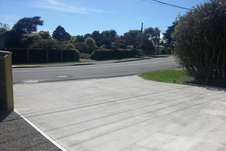 Photo of property in 6 Eatwell Avenue, Paraparaumu Beach, Paraparaumu, 5032