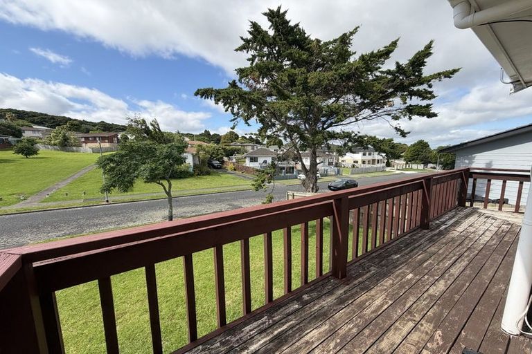 Photo of property in 14 Aronia Way, Goodwood Heights, Auckland, 2105