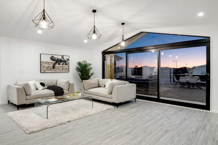 Photo of property in 1 Lolite Lane, Rolleston, 7615