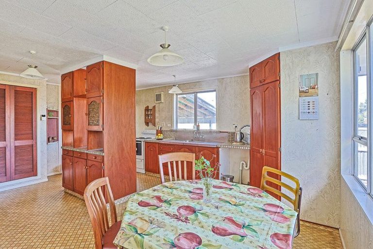 Photo of property in 118 Harlech Street, Mayfair, Hastings, 4122