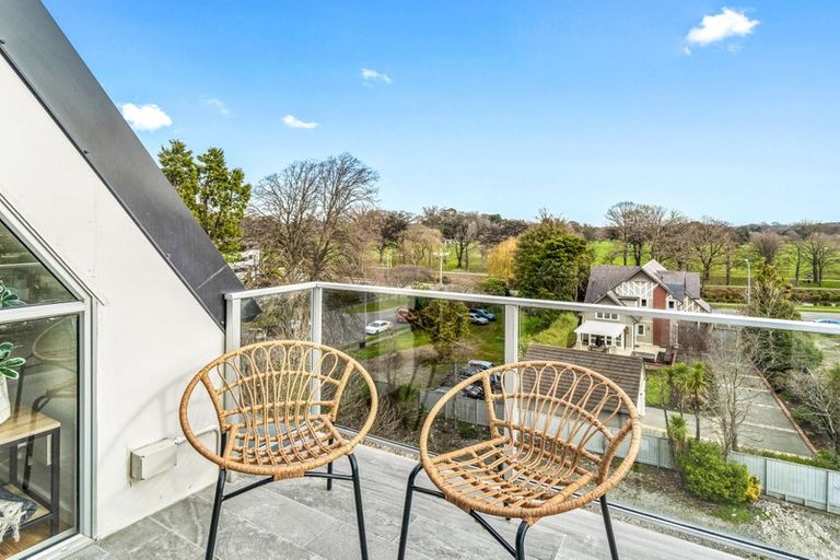 Photo of property in 12/15 Peterborough Street, Christchurch Central, Christchurch, 8013