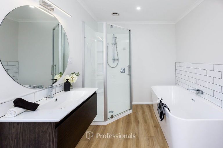 Photo of property in 7 Desert Gold Lane, Wallaceville, Upper Hutt, 5018
