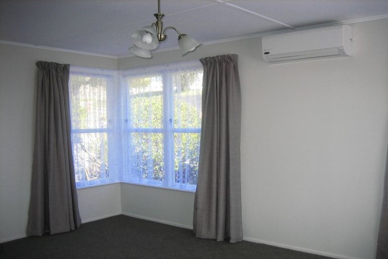 Photo of property in 20 Mark Avenue, Paparangi, Wellington, 6037