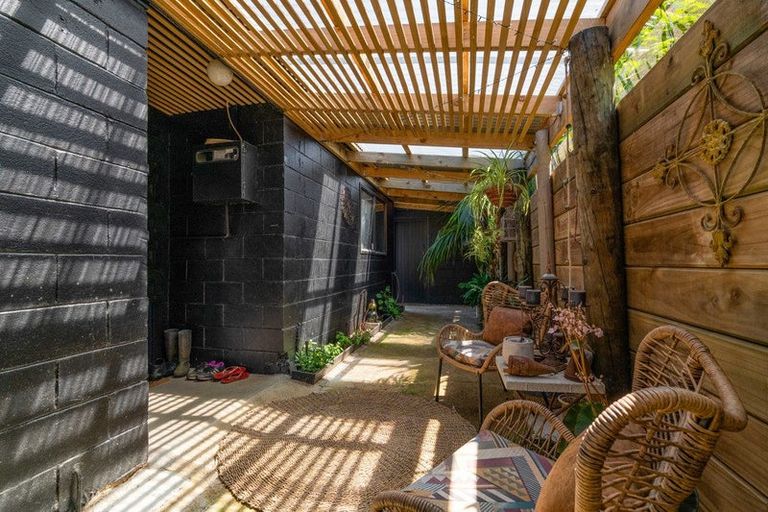 Photo of property in 69 North Street, Mokau, 4376