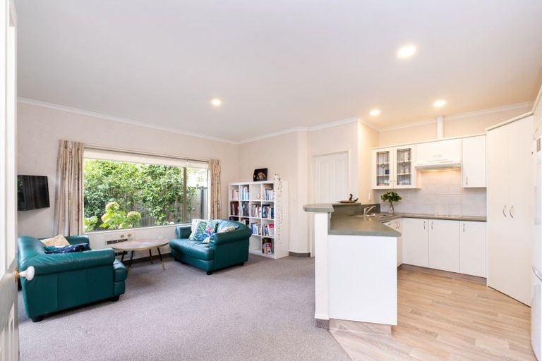 Photo of property in 67 Kensington Drive, Taradale, Napier, 4112
