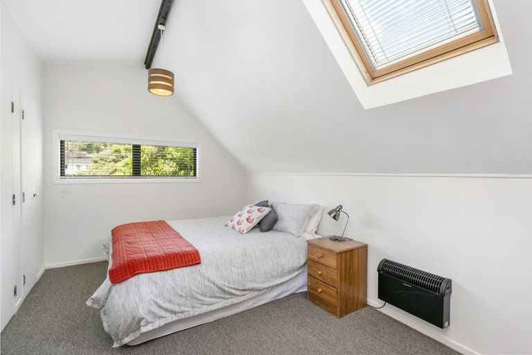 Photo of property in 74b Beauchamp Street, Karori, Wellington, 6012
