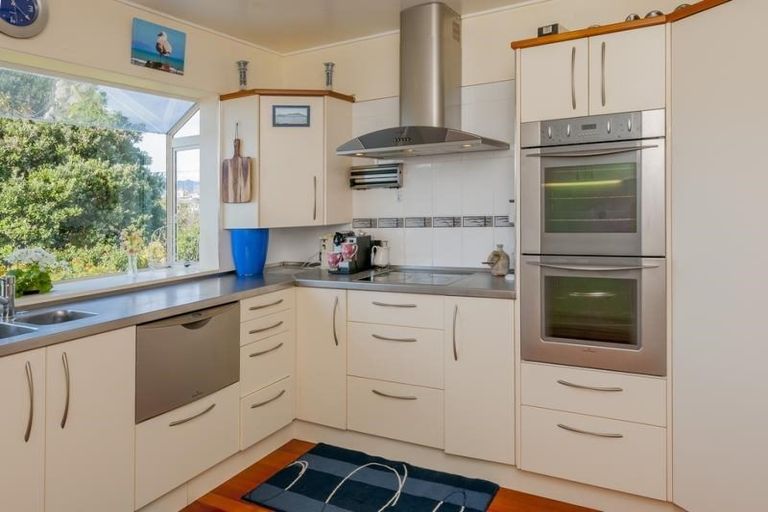 Photo of property in 93 Manly Street, Paraparaumu Beach, Paraparaumu, 5032