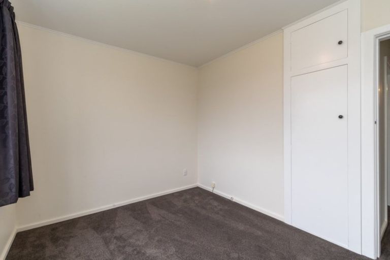 Photo of property in 17 Boston Avenue, Hornby, Christchurch, 8042