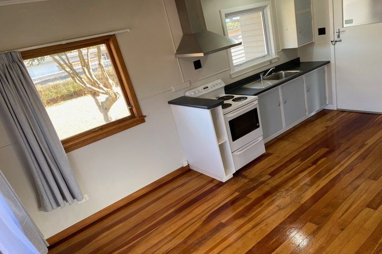 Photo of property in 254 Mangorei Road, Merrilands, New Plymouth, 4312