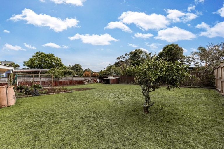 Photo of property in 9 Wellesley Road, Mangere Bridge, Auckland, 2022