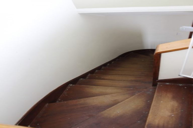 Photo of property in 87 Latham Street, Marewa, Napier, 4110