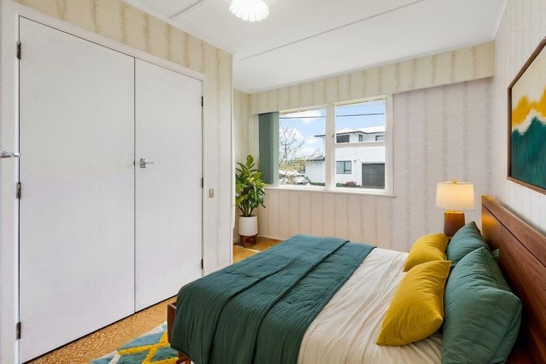 Photo of property in 4 Warren Street, Paparangi, Wellington, 6037