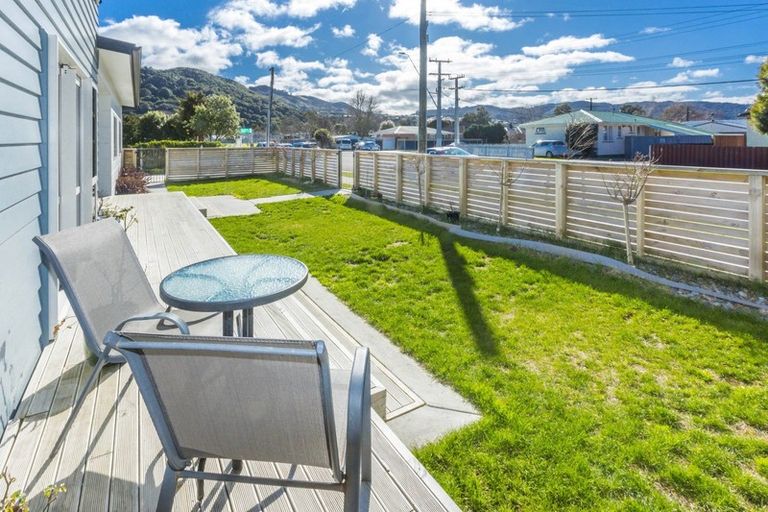 Photo of property in 69 Merton Street, Trentham, Upper Hutt, 5018
