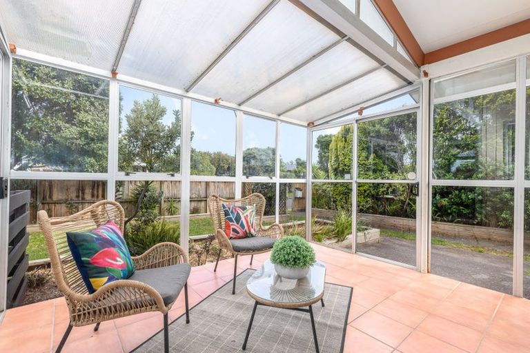 Photo of property in 12 Hollis Road, Paraparaumu Beach, Paraparaumu, 5032