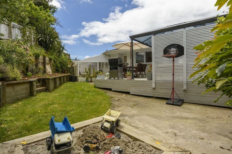 Photo of property in 552 Otumoetai Road, Matua, Tauranga, 3110