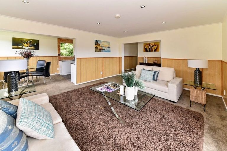 Photo of property in 105 Mahia Road, Wattle Downs, Auckland, 2103