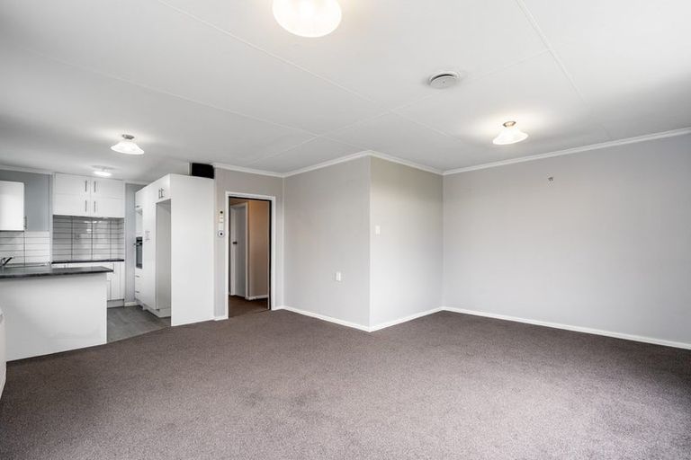 Photo of property in 75 Glenalmond Crescent, Rockdale, Invercargill, 9812