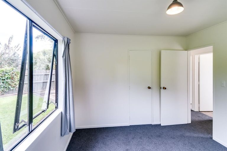 Photo of property in 11d Hinton Road, Taradale, Napier, 4112