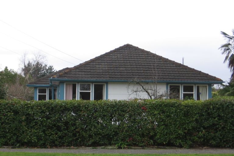 Photo of property in 6 Kummer Crescent, Masterton, 5810