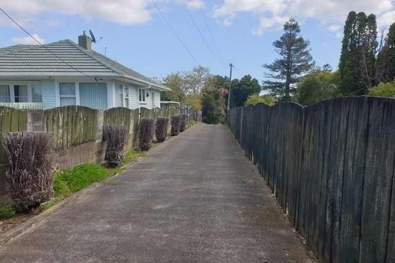 Photo of property in 138a Rathgar Road, Henderson, Auckland, 0610