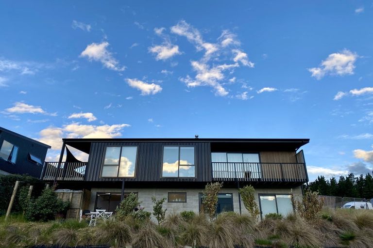 Photo of property in 50 Kings Drive, Wanaka, 9305