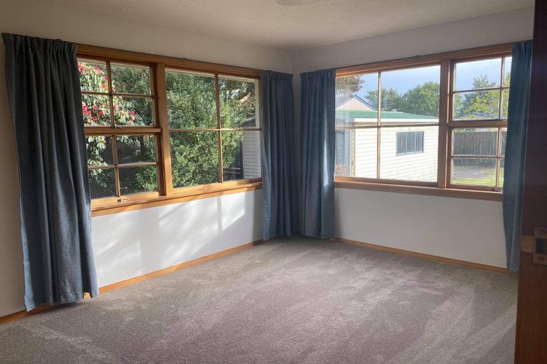 Photo of property in 461 Mairehau Road, Parklands, Christchurch, 8083