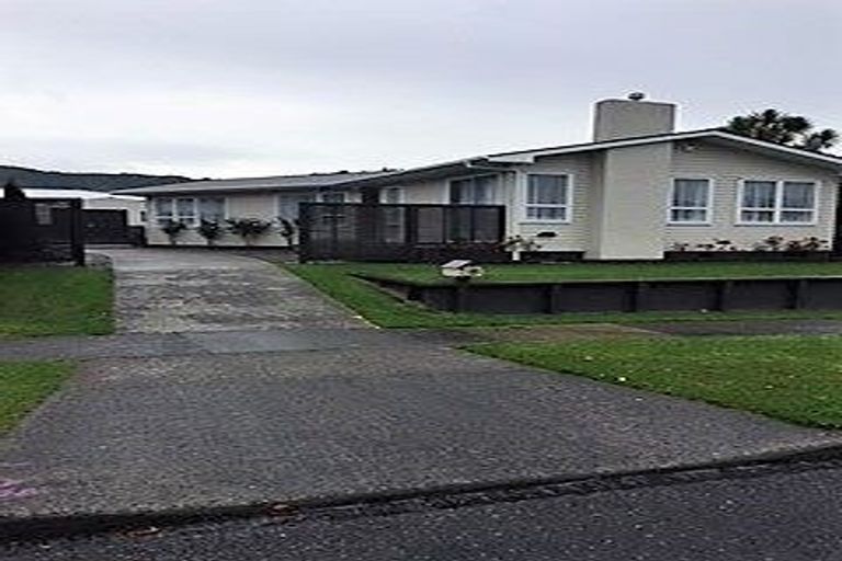 Photo of property in 18 Manutuke Street, Wainuiomata, Lower Hutt, 5014