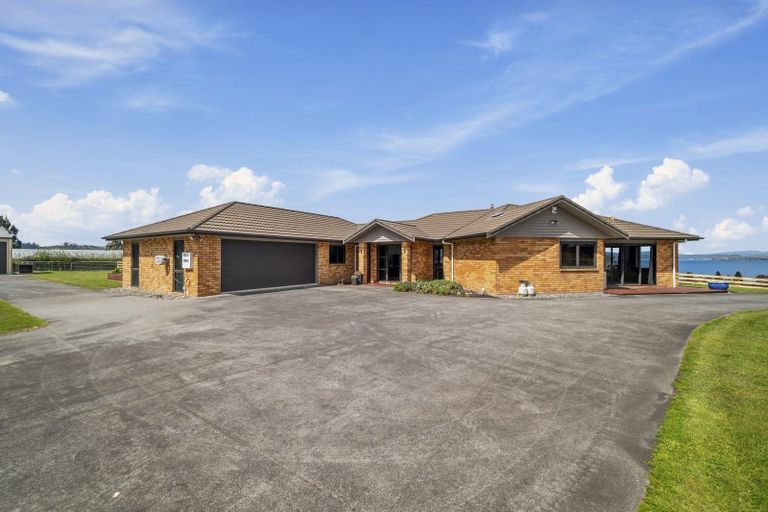 Photo of property in 4 Atkins Lane, Hamurana, Rotorua, 3097