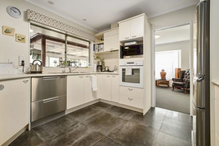 Photo of property in 34 Longford Park Drive, Takanini, 2112